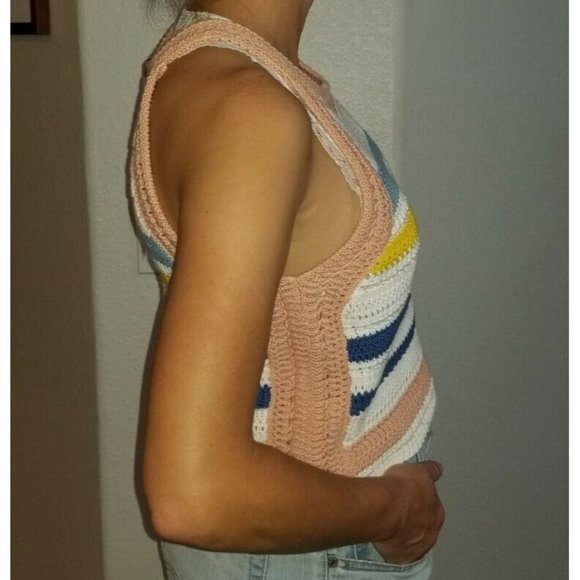 BCBGeneration Crochet Summer Crop Top NWT Medium White Knit Blue Stripe Tank - Picture 5 of 9